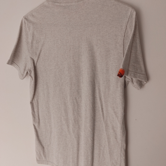 Superdry tshirt - Picture 2 of 4